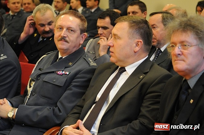 Zdjęcie w galerii na portalu naszraciborz.pl: Śląski Okręg Służby Więziennej świętował w Raciborzu. Na zamku otwarto izbę pamięci SW wiadomości z regionu