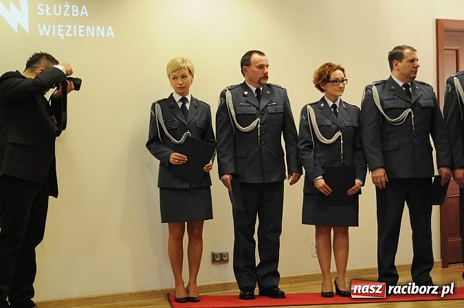 Zdjęcie w galerii na portalu naszraciborz.pl: Śląski Okręg Służby Więziennej świętował w Raciborzu. Na zamku otwarto izbę pamięci SW wiadomości z regionu