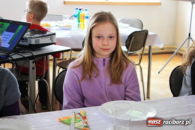 Zdjęcie w galerii na portalu naszraciborz.pl: Krzanowice: Sport łączy pokolenia i narody wiadomości z regionu