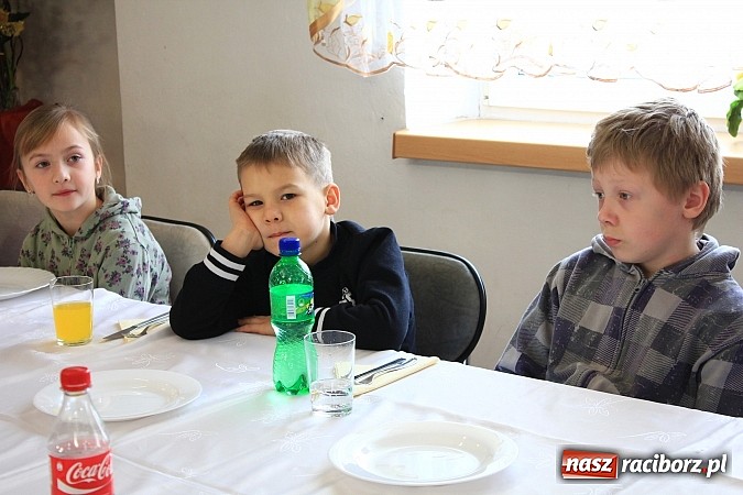 Zdjęcie w galerii na portalu naszraciborz.pl: Krzanowice: Sport łączy pokolenia i narody wiadomości z regionu