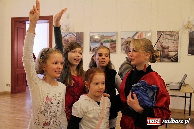 Zdjęcie w galerii na portalu naszraciborz.pl: Ferie na zamku w japońskich klimatach wiadomości z regionu