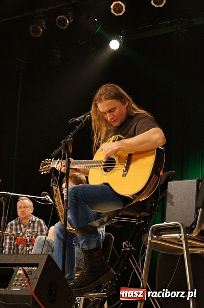 Zdjęcie w galerii na portalu naszraciborz.pl: Wokalista Dżemu dał koncert w RCK wiadomości z regionu