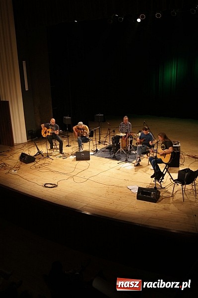 Zdjęcie w galerii na portalu naszraciborz.pl: Wokalista Dżemu dał koncert w RCK wiadomości z regionu