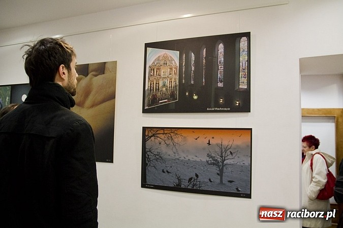 Zdjęcie w galerii na portalu naszraciborz.pl: Fotografie Bolesława Stachowa można oglądać w Czarnym Kocie wiadomości z regionu