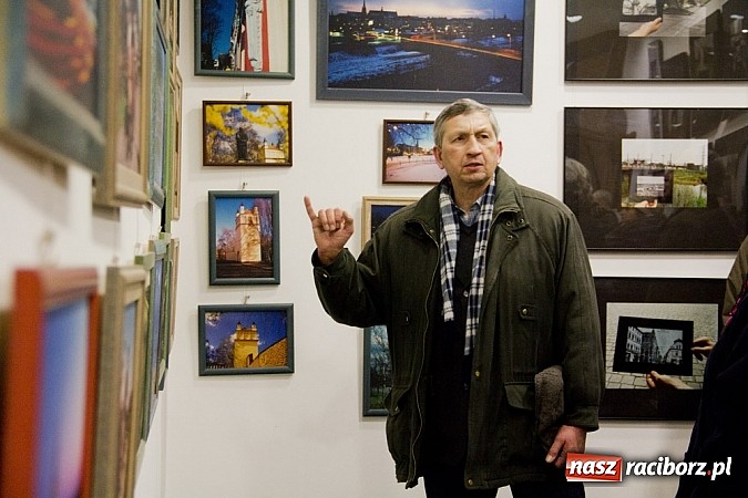 Zdjęcie w galerii na portalu naszraciborz.pl: Fotografie Bolesława Stachowa można oglądać w Czarnym Kocie wiadomości z regionu