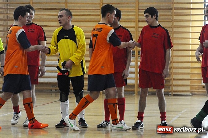 Zdjęcie w galerii na portalu naszraciborz.pl: Rudnik II z pucharem wójta wiadomości z regionu