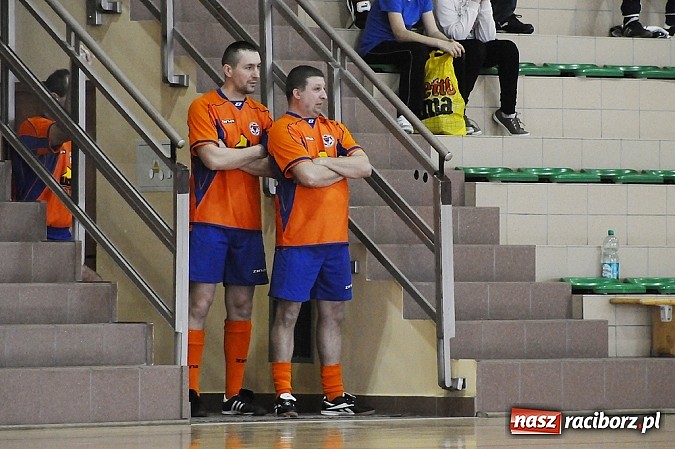 Zdjęcie w galerii na portalu naszraciborz.pl: Rudnik II z pucharem wójta wiadomości z regionu