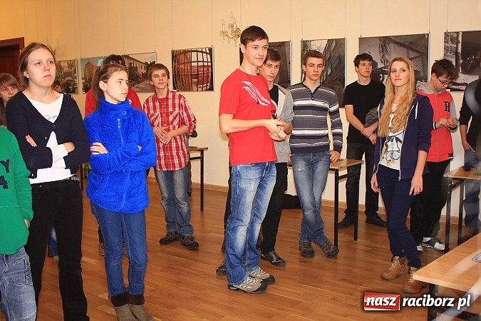 Zdjęcie w galerii na portalu naszraciborz.pl: Speed Stacks, czyli układanie kubków na czas wiadomości z regionu