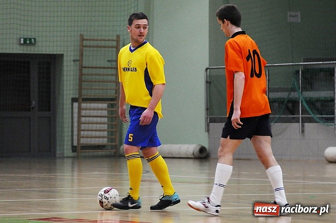 Zdjęcie w galerii na portalu naszraciborz.pl: Canarinhos z Bad Boys na remis wiadomości z regionu