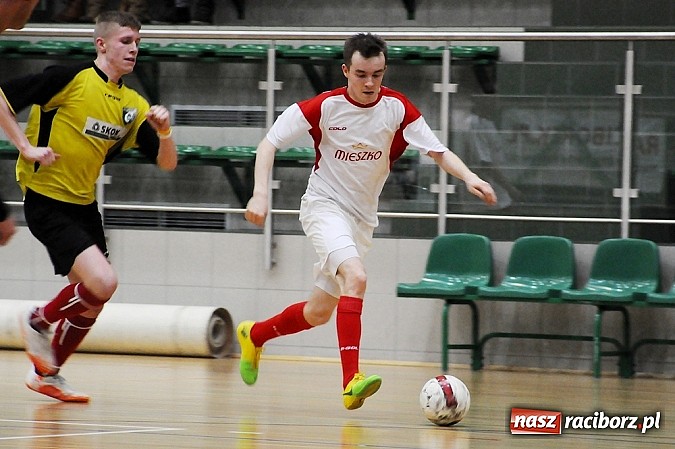 Zdjęcie w galerii na portalu naszraciborz.pl: Canarinhos z Bad Boys na remis wiadomości z regionu