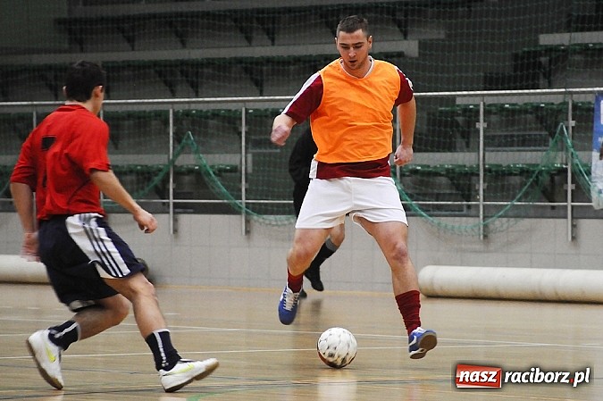 Zdjęcie w galerii na portalu naszraciborz.pl: Canarinhos z Bad Boys na remis wiadomości z regionu