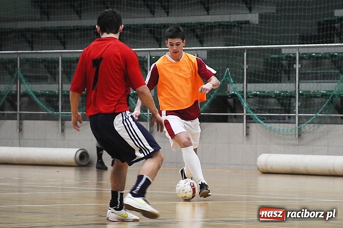 Zdjęcie w galerii na portalu naszraciborz.pl: Canarinhos z Bad Boys na remis wiadomości z regionu