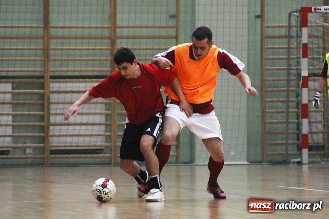 Zdjęcie w galerii na portalu naszraciborz.pl: Canarinhos z Bad Boys na remis wiadomości z regionu