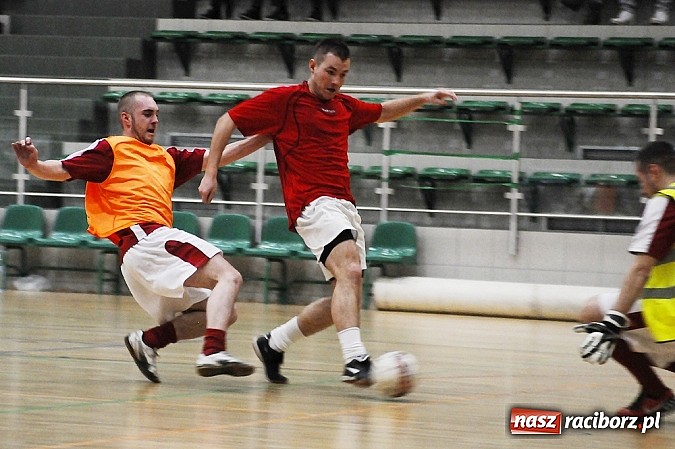 Zdjęcie w galerii na portalu naszraciborz.pl: Canarinhos z Bad Boys na remis wiadomości z regionu