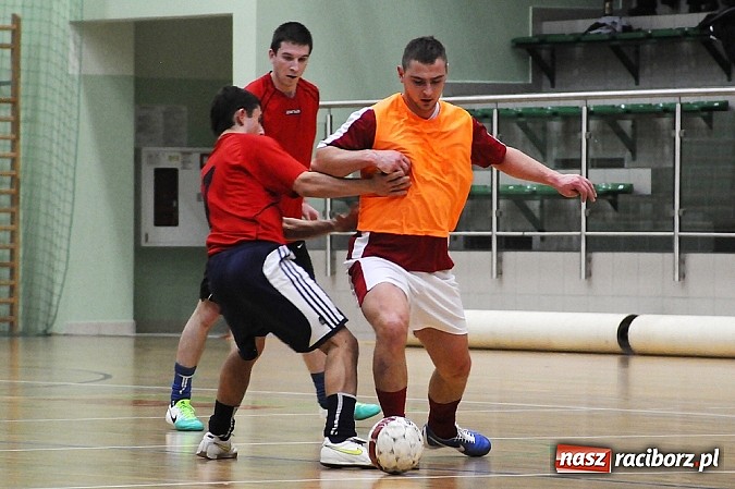 Zdjęcie w galerii na portalu naszraciborz.pl: Canarinhos z Bad Boys na remis wiadomości z regionu