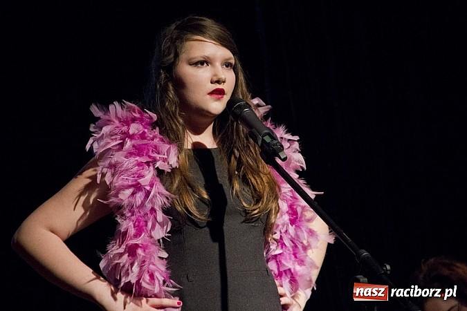 Zdjęcie w galerii na portalu naszraciborz.pl: Finał warsztatów z Marią Meyer w MDK-u wiadomości z regionu