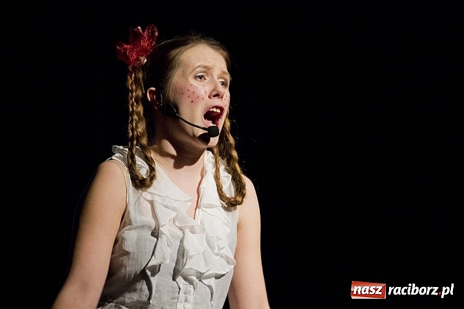 Zdjęcie w galerii na portalu naszraciborz.pl: Finał warsztatów z Marią Meyer w MDK-u wiadomości z regionu