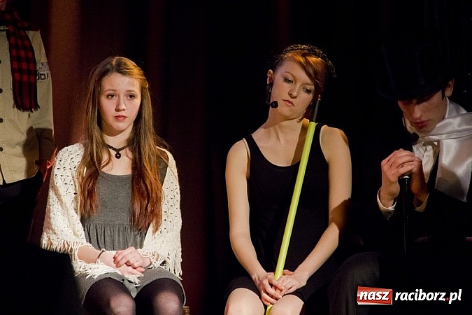 Zdjęcie w galerii na portalu naszraciborz.pl: Finał warsztatów z Marią Meyer w MDK-u wiadomości z regionu