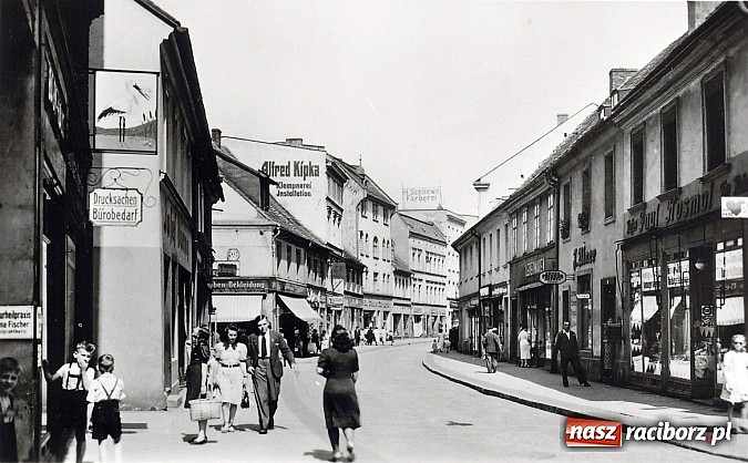 Zdjęcie w galerii na portalu naszraciborz.pl: Dyskusja o ulicy Długiej. Spójrzmy najpierw jak dawniej wyglądała wiadomości z regionu
