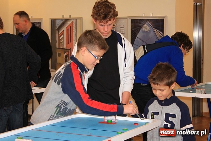 Zdjęcie w galerii na portalu naszraciborz.pl: W tych grach najważniejsza jest logika wiadomości z regionu