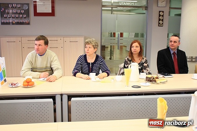 Zdjęcie w galerii na portalu naszraciborz.pl: Przekazali potrzebującym 140 ton żywności wiadomości z regionu