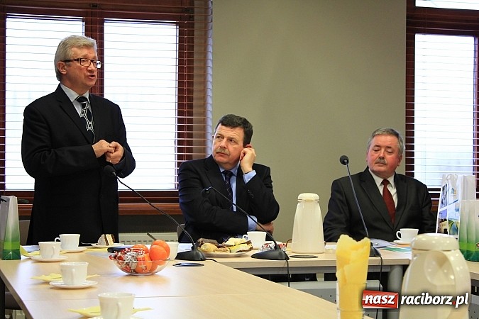 Zdjęcie w galerii na portalu naszraciborz.pl: Przekazali potrzebującym 140 ton żywności wiadomości z regionu