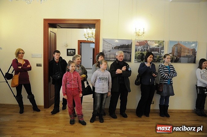 Zdjęcie w galerii na portalu naszraciborz.pl: Na zamku nagrodzono autorów najciekawszych kartek walentynkowych wiadomości z regionu