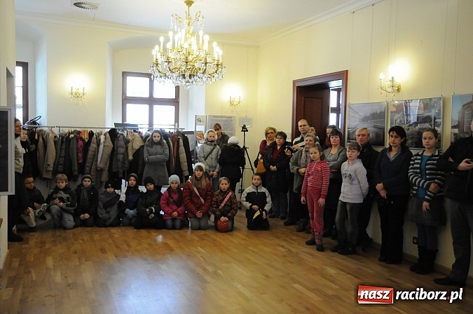 Zdjęcie w galerii na portalu naszraciborz.pl: Na zamku nagrodzono autorów najciekawszych kartek walentynkowych wiadomości z regionu