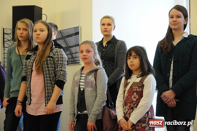 Zdjęcie w galerii na portalu naszraciborz.pl: Na zamku nagrodzono autorów najciekawszych kartek walentynkowych wiadomości z regionu