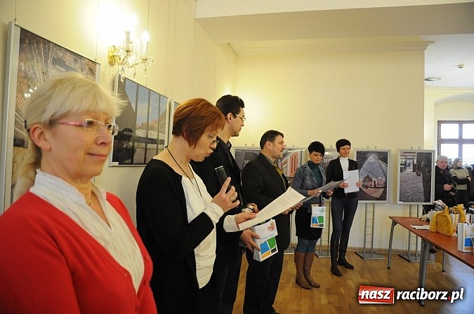 Zdjęcie w galerii na portalu naszraciborz.pl: Na zamku nagrodzono autorów najciekawszych kartek walentynkowych wiadomości z regionu