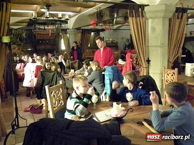 Zdjęcie w galerii na portalu naszraciborz.pl: Biblioteczna podróż w średniowiecze wiadomości z regionu