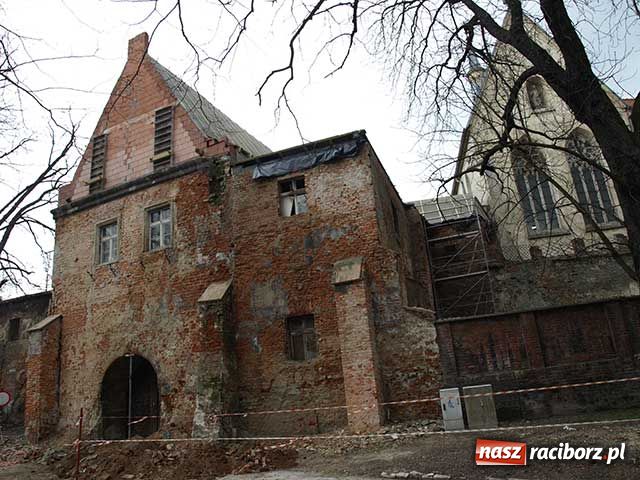 Zdjęcie w galerii na portalu naszraciborz.pl: Ból głowy starosty Hajduka wiadomości z regionu