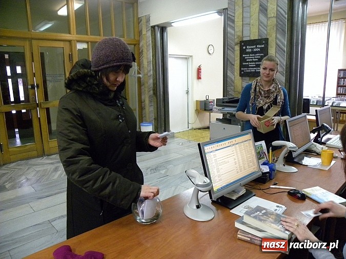 Zdjęcie w galerii na portalu naszraciborz.pl: Książka Roku 2012 wiadomości z regionu