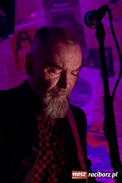 Zdjęcie w galerii na portalu naszraciborz.pl: Legendarne Voo Voo zagrało na Końcu Świata wiadomości z regionu