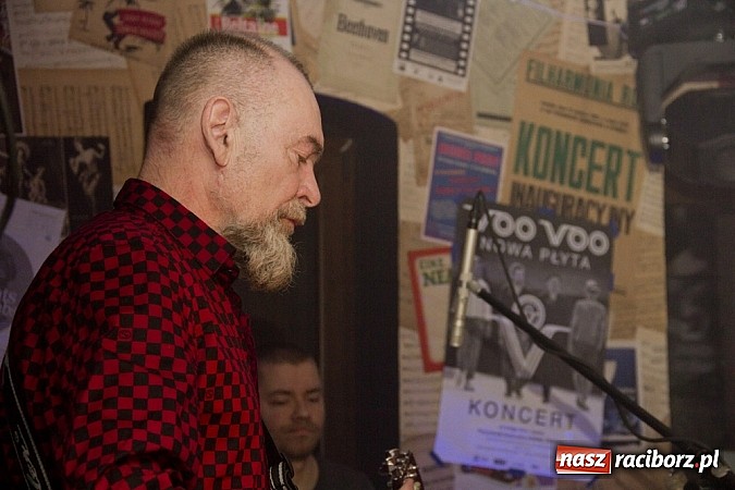 Zdjęcie w galerii na portalu naszraciborz.pl: Legendarne Voo Voo zagrało na Końcu Świata wiadomości z regionu