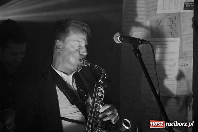 Zdjęcie w galerii na portalu naszraciborz.pl: Legendarne Voo Voo zagrało na Końcu Świata wiadomości z regionu