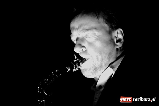 Zdjęcie w galerii na portalu naszraciborz.pl: Legendarne Voo Voo zagrało na Końcu Świata wiadomości z regionu