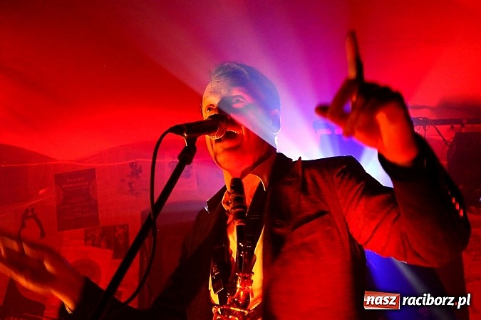 Zdjęcie w galerii na portalu naszraciborz.pl: Legendarne Voo Voo zagrało na Końcu Świata wiadomości z regionu