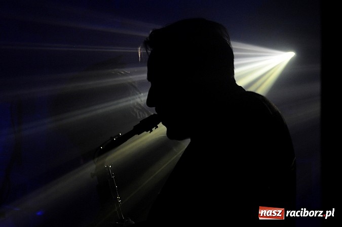 Zdjęcie w galerii na portalu naszraciborz.pl: Legendarne Voo Voo zagrało na Końcu Świata wiadomości z regionu