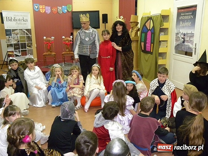 Zdjęcie w galerii na portalu naszraciborz.pl: Finał ferii 2013 - bal na królewskim dworze wiadomości z regionu