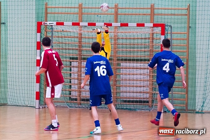 Zdjęcie w galerii na portalu naszraciborz.pl: Siedem bramek Macieja Kremzera prezentem na imieniny wiadomości z regionu