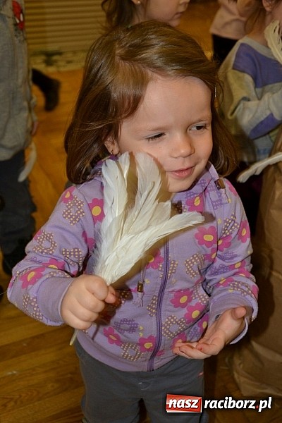 Zdjęcie w galerii na portalu naszraciborz.pl: Co tam, sąsiadko, we wsi słychać wiadomości z regionu