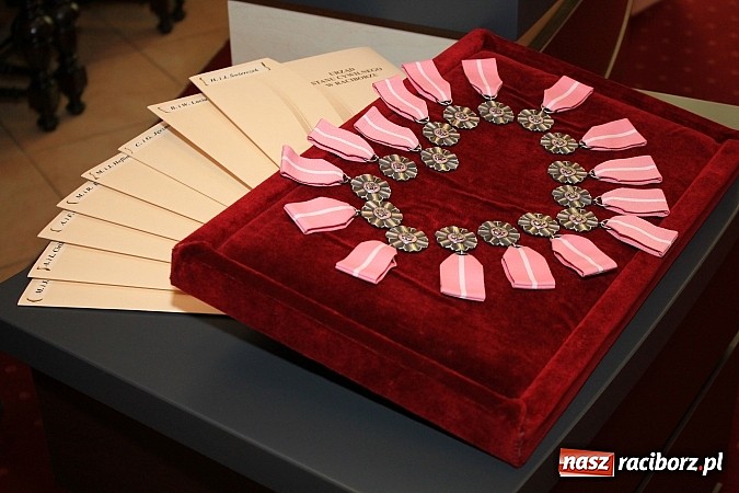 Zdjęcie w galerii na portalu naszraciborz.pl: 50 lat razem. Osiem par świętowało w USC wiadomości z regionu