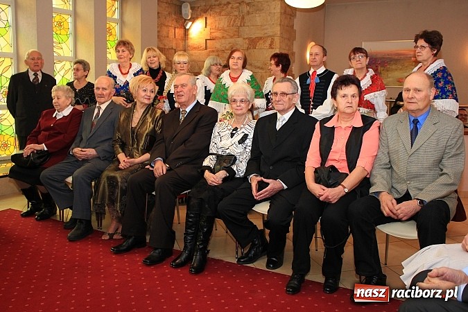 Zdjęcie w galerii na portalu naszraciborz.pl: 50 lat razem. Osiem par świętowało w USC wiadomości z regionu