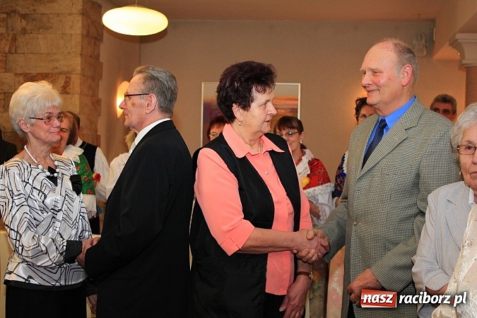 Zdjęcie w galerii na portalu naszraciborz.pl: 50 lat razem. Osiem par świętowało w USC wiadomości z regionu