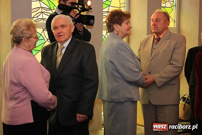 Zdjęcie w galerii na portalu naszraciborz.pl: 50 lat razem. Osiem par świętowało w USC wiadomości z regionu