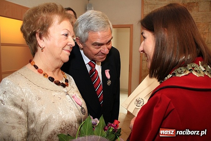 Zdjęcie w galerii na portalu naszraciborz.pl: 50 lat razem. Osiem par świętowało w USC wiadomości z regionu
