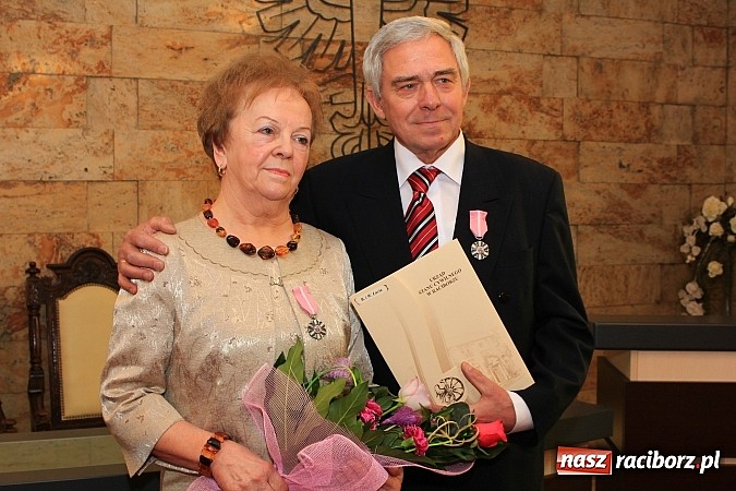 Zdjęcie w galerii na portalu naszraciborz.pl: 50 lat razem. Osiem par świętowało w USC wiadomości z regionu