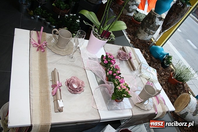 Zdjęcie w galerii na portalu naszraciborz.pl: Kwiaty są prezentem odpowiednim na każdą okazję wiadomości z regionu