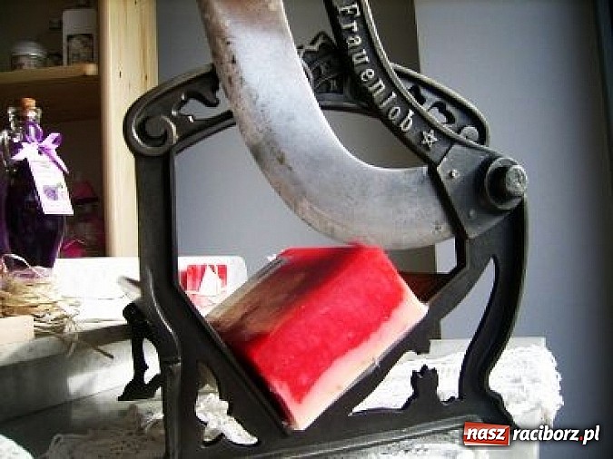 Zdjęcie w galerii na portalu naszraciborz.pl: Dzień Kobiet w Mydlarni i Herbaciarni Skarby Świata Całego wiadomości z regionu